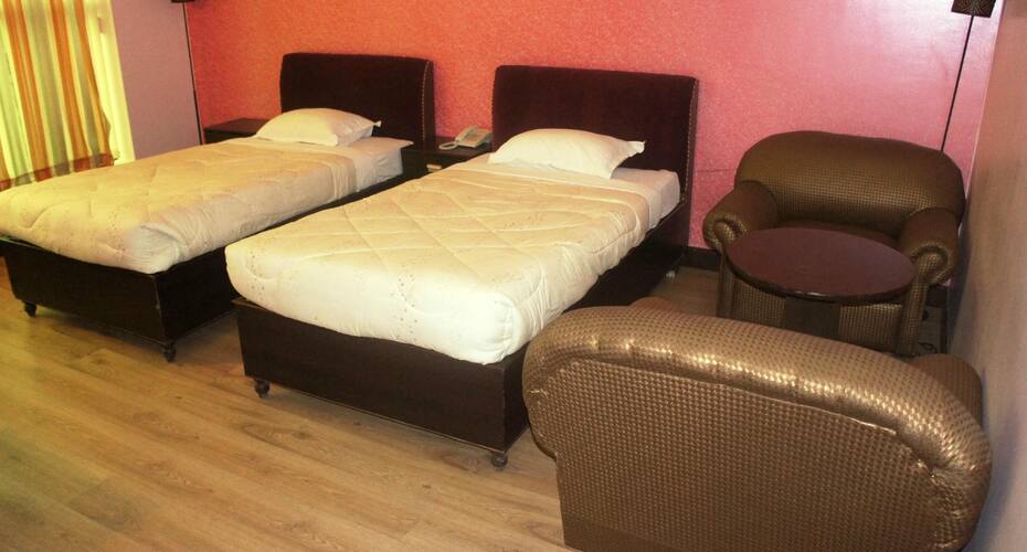 Hotel Galaxy Intercontinental, Bodhgaya 3